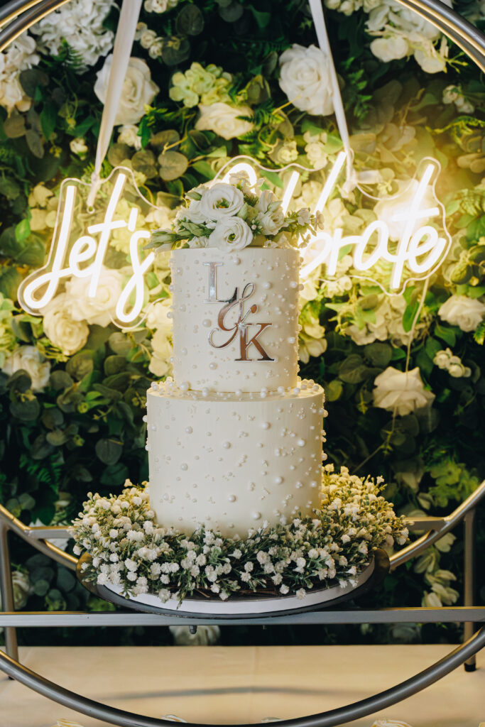 Lea Marston Hotel wedding decor reception decorations surrounding the cake
