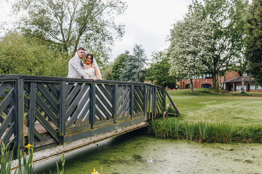 Lea Marston hotel wedding couples portrait
